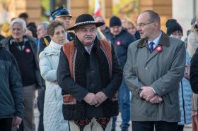 2021-11-11_Swieto_niepodleglosci_na_placu_przemarsz_na_cmentarz_apel_poleglych6185