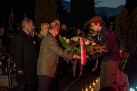 2021-11-11_Swieto_niepodleglosci_na_placu_przemarsz_na_cmentarz_apel_poleglych6477
