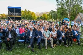 2022-06-05_Opera_Goralska_o_papiezu_Zakopane_Rowien_Krupowa9161