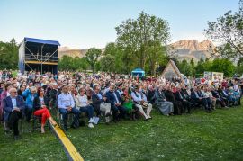 2022-06-05_Opera_Goralska_o_papiezu_Zakopane_Rowien_Krupowa9237