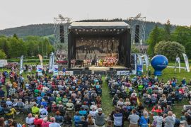 2022-06-05_Opera_Goralska_o_papiezu_Zakopane_Rowien_Krupowa9491