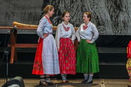 2022-06-05_Opera_Goralska_o_papiezu_Zakopane_Rowien_Krupowa9527