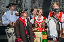 2022-06-05_Opera_Goralska_o_papiezu_Zakopane_Rowien_Krupowa9573